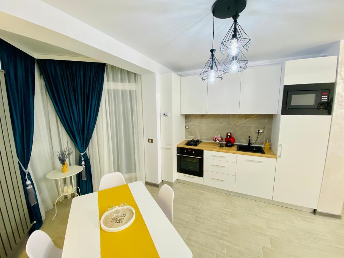 Teodora Summer Suite By Alezzi Năvodari Exterior foto